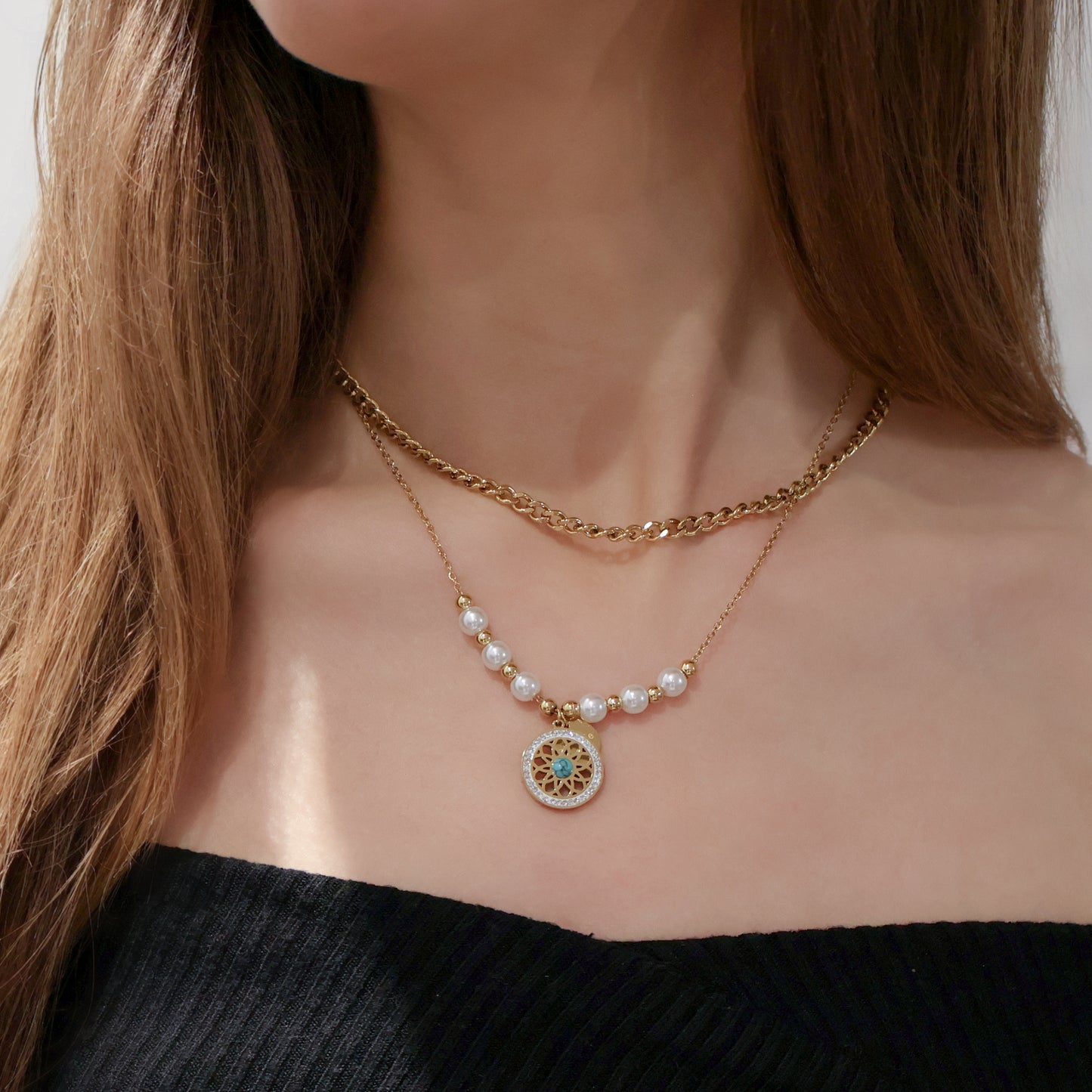 Turquoise Mandala Chain Necklace with Pearls in Gold