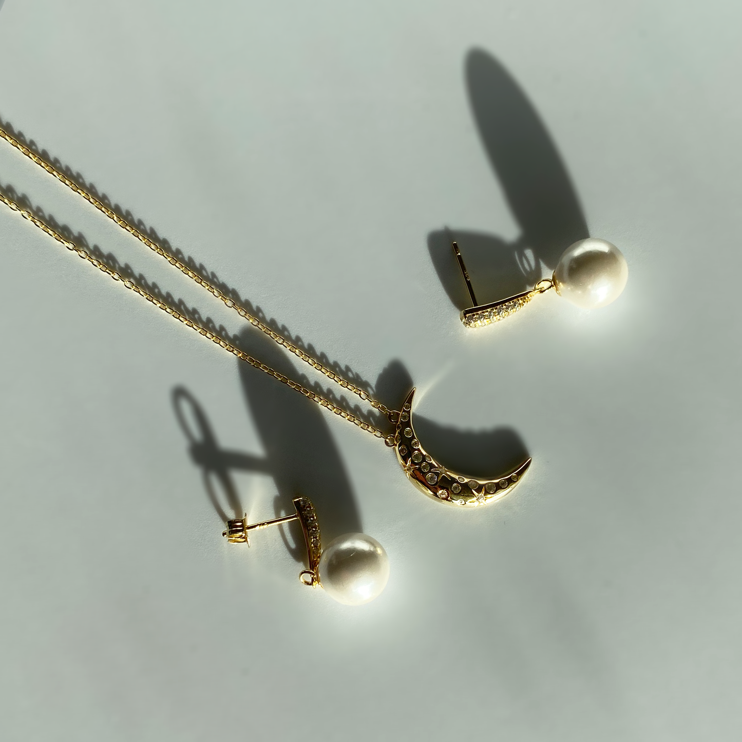 The Gold Moon Set