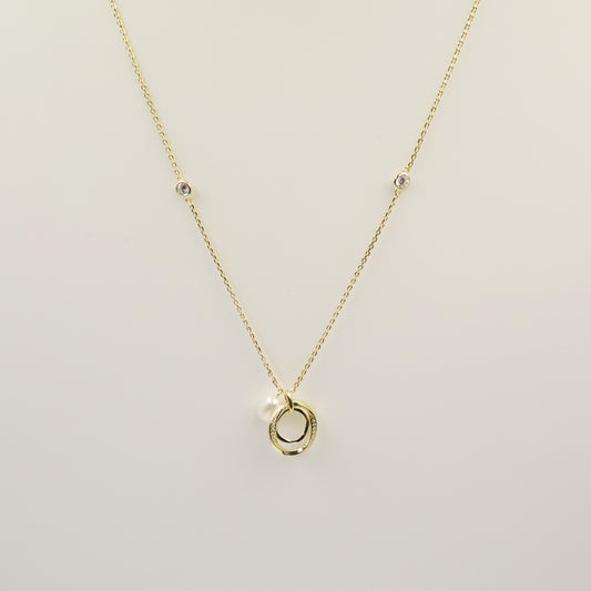 Infinity Necklace with Pearls in Gold