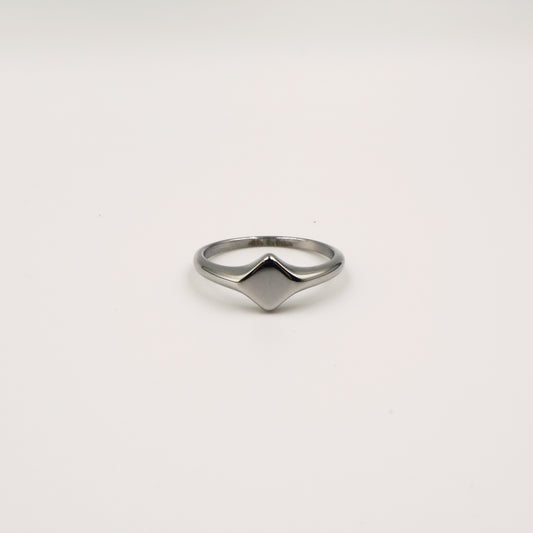 Minimalist Diamond-shaped Signet Ring in Silver
